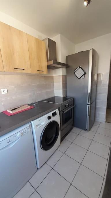 Appartement Lumineux Et Central Проприано Екстериор снимка